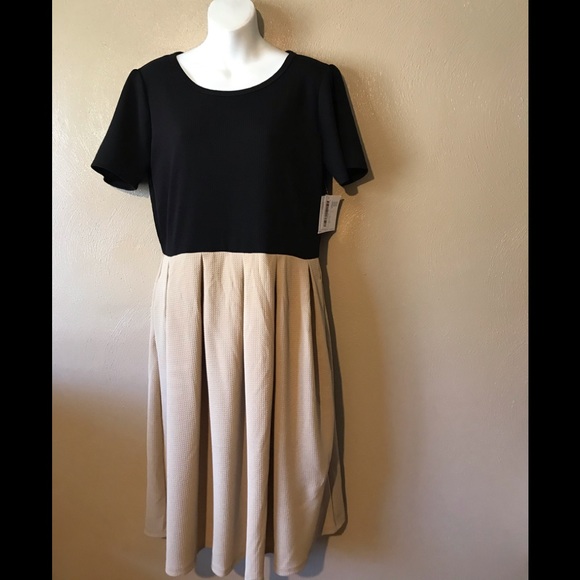 LuLaRoe Dresses & Skirts - LulaRoe Amelia dress XLtan/black